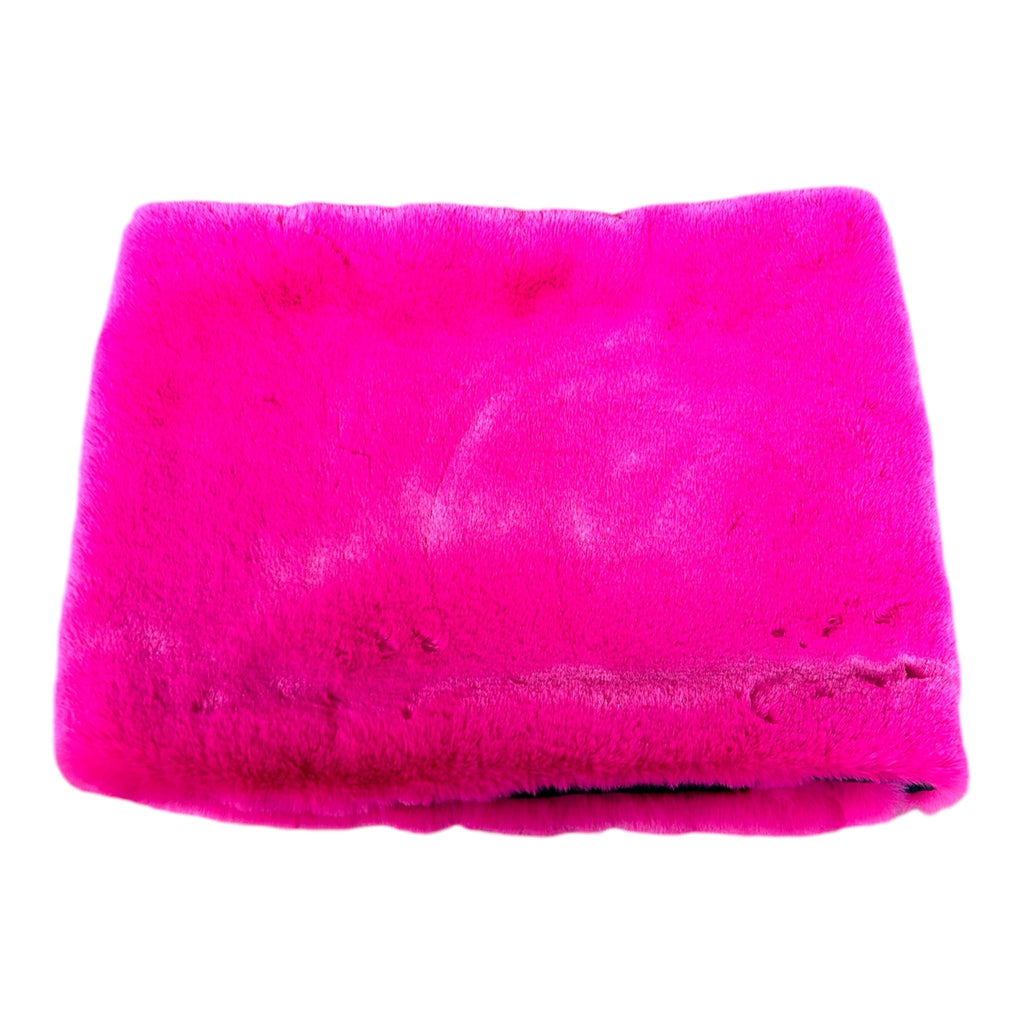 collo pelo sintetico colore fuxia realizzato a mano carlotta neri made in italy